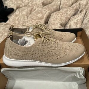 Cole Haan Women’s Zerogrand Stitchlite Oxford size 9 New in Box